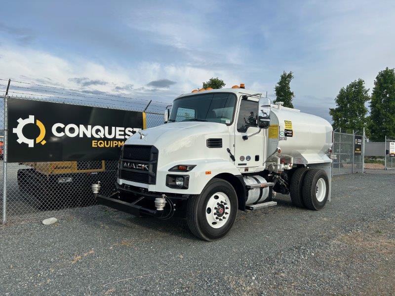  2025 Mack MD642R at Conquest Equipment Abbotsford BC