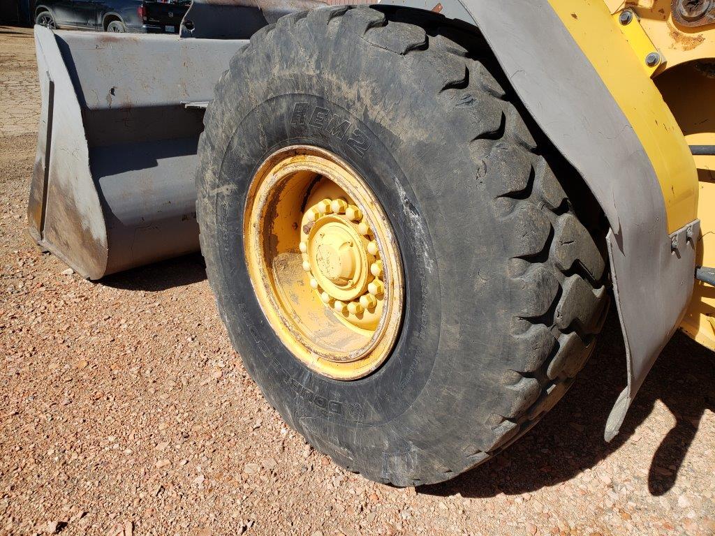 2003 VOLVO L90E at Conquest Equipment North Dakota