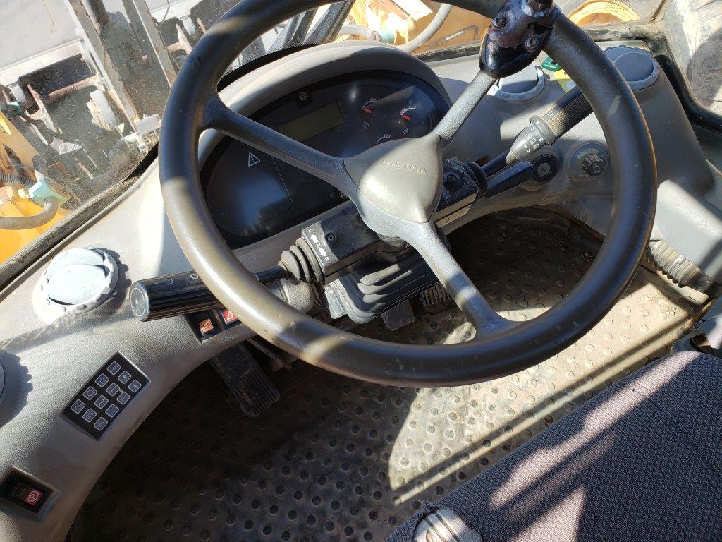  2003 VOLVO L90E at Conquest Equipment North Dakota
