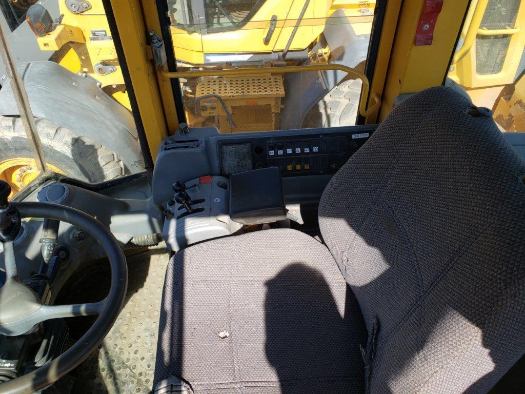  2003 VOLVO L90E at Conquest Equipment North Dakota