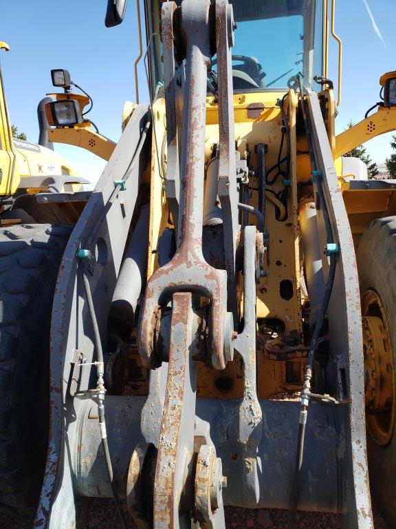  2003 VOLVO L90E at Conquest Equipment North Dakota
