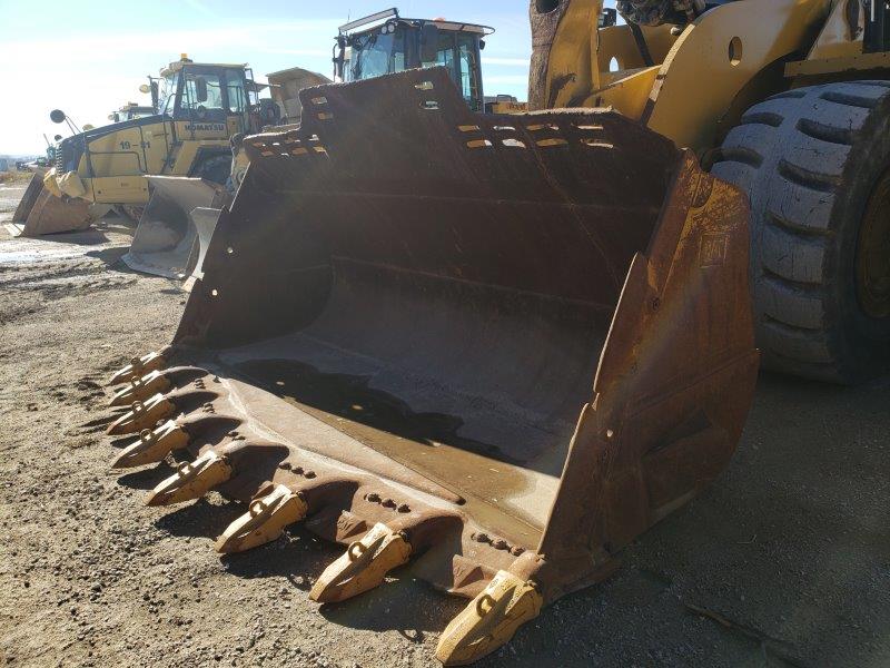  2014 CAT 988K at Conquest Equipment Manitoba