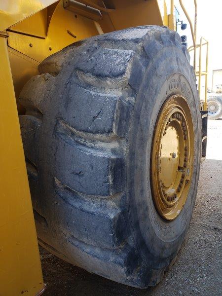  2014 CAT 988K at Conquest Equipment Manitoba