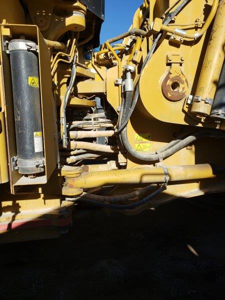  2014 CAT 988K at Conquest Equipment Manitoba