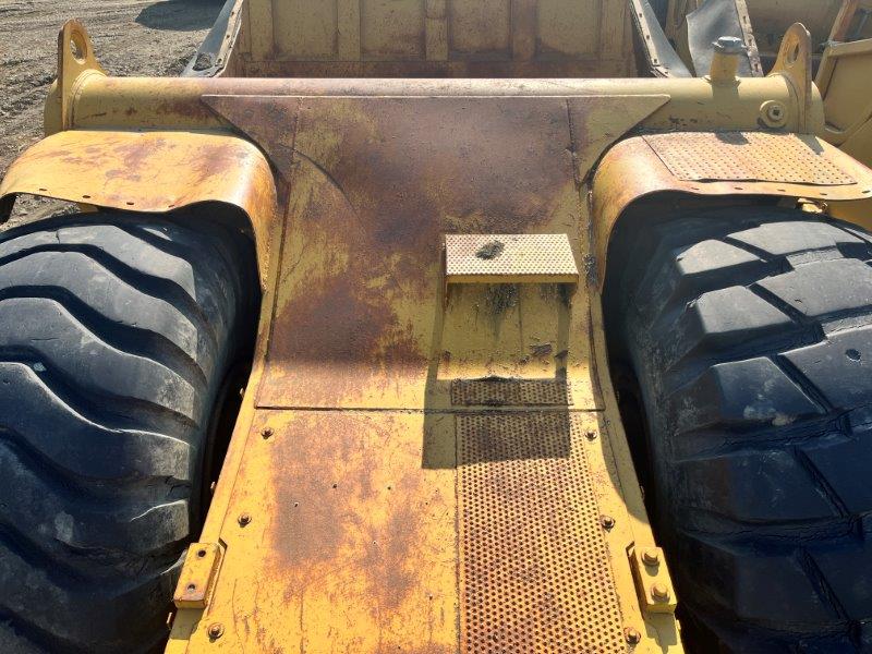  1988 CAT 621E at Conquest Equipment Saskatchewan