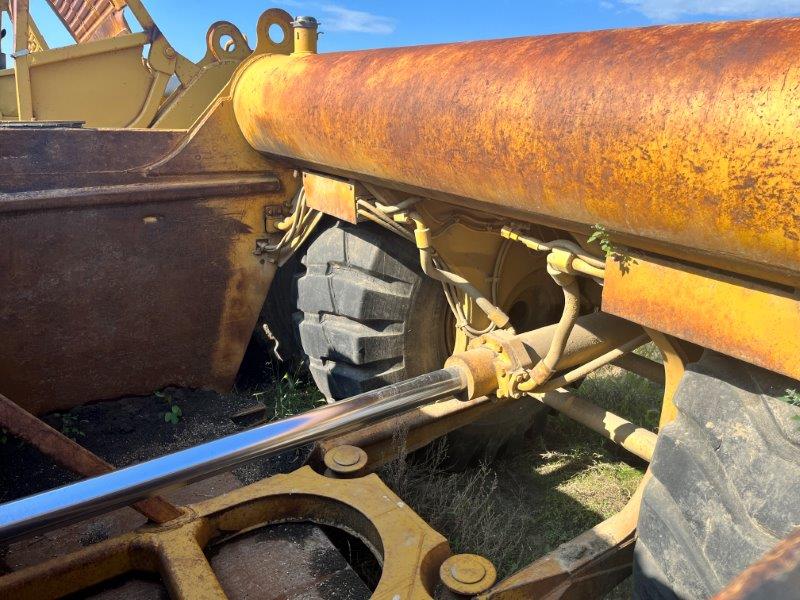  1988 CAT 621E at Conquest Equipment Saskatchewan