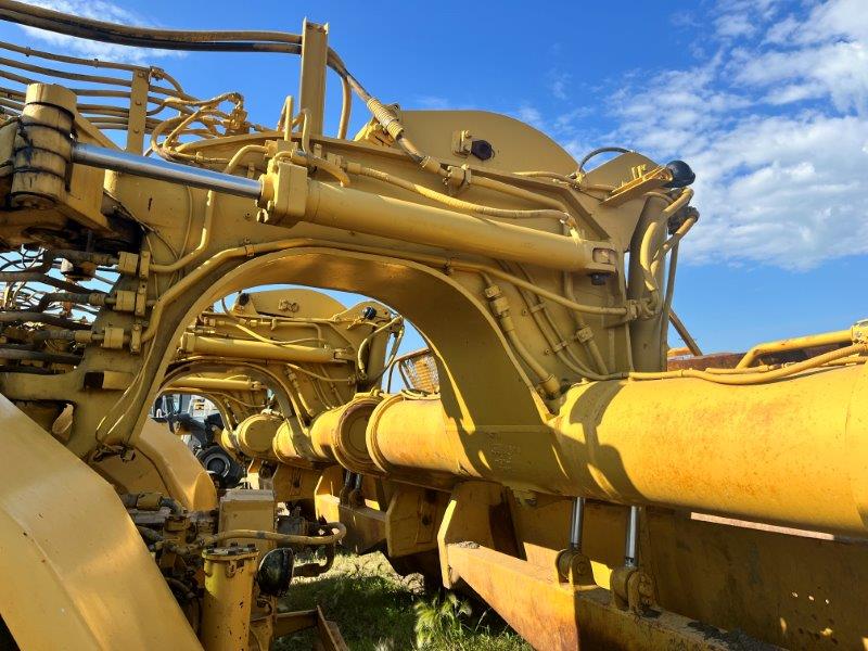  1988 CAT 621E at Conquest Equipment Saskatchewan