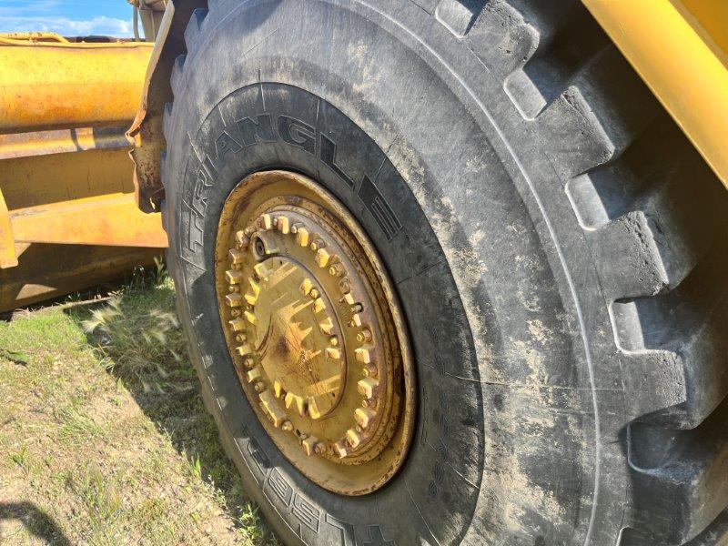  1988 CAT 621E at Conquest Equipment Saskatchewan
