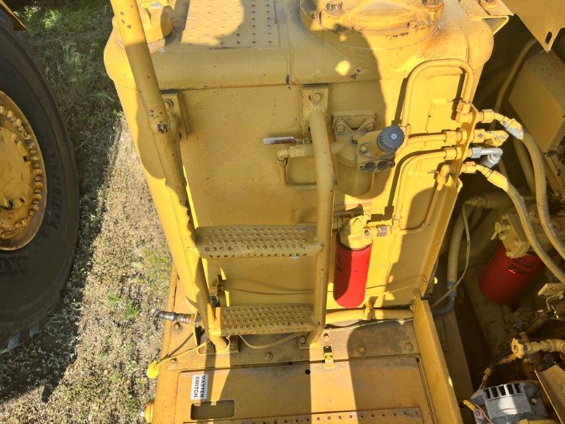  1988 CAT 621E at Conquest Equipment Saskatchewan
