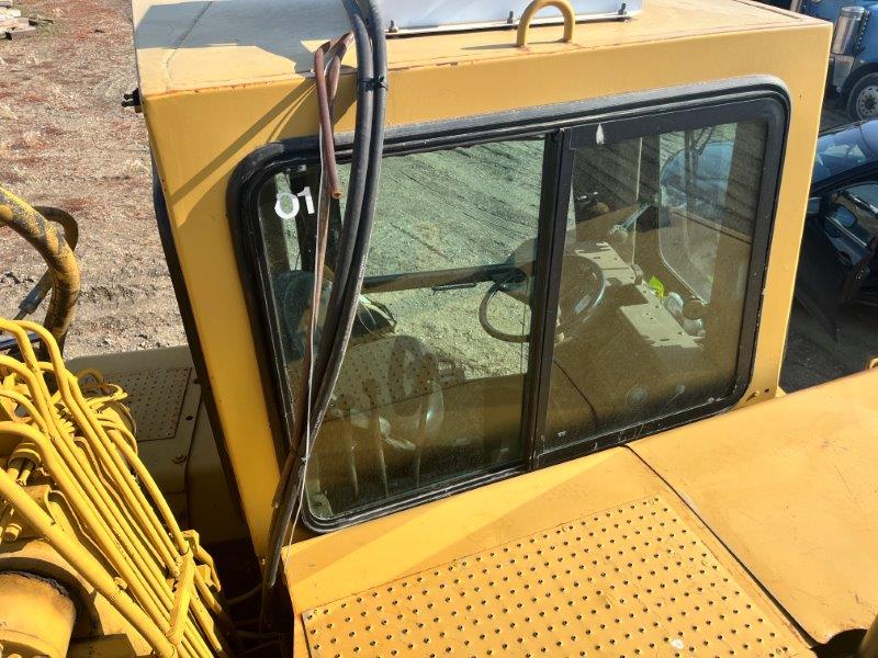  1988 CAT 621E at Conquest Equipment Saskatchewan