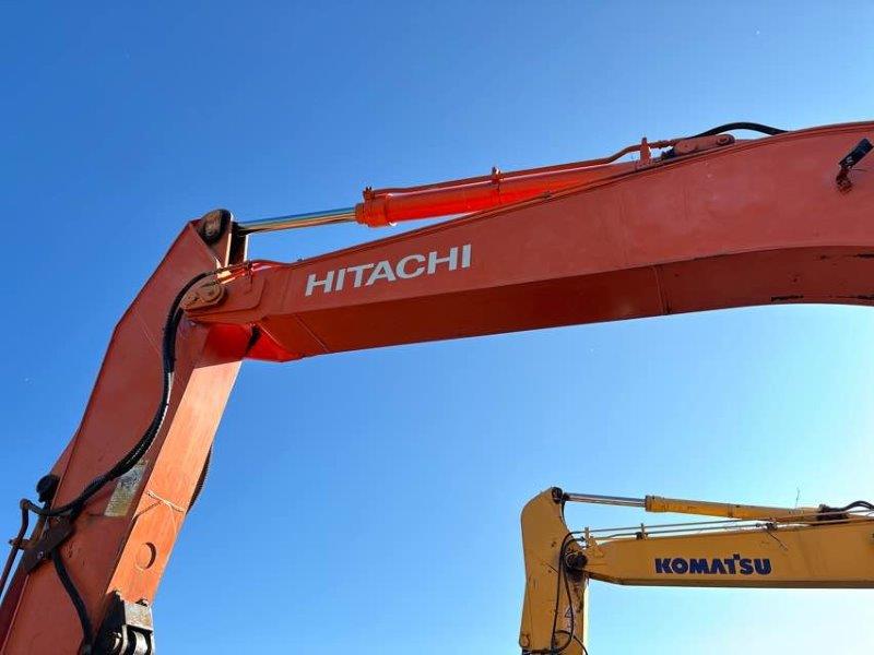  2006 HITACHI ZX270LC-3 at Conquest Equipment Alberta