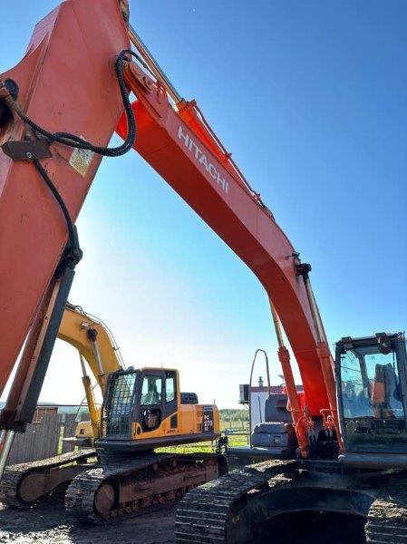  2006 HITACHI ZX270LC-3 at Conquest Equipment Alberta