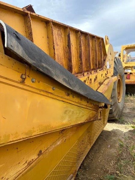  2000 CAT 621F at Conquest Equipment Alberta