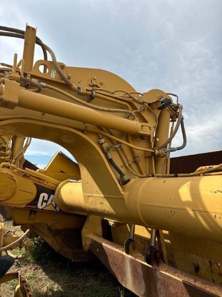  2000 CAT 621F at Conquest Equipment Alberta