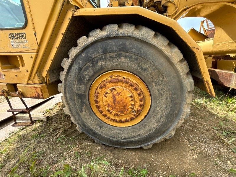  2000 CAT 621F at Conquest Equipment Alberta