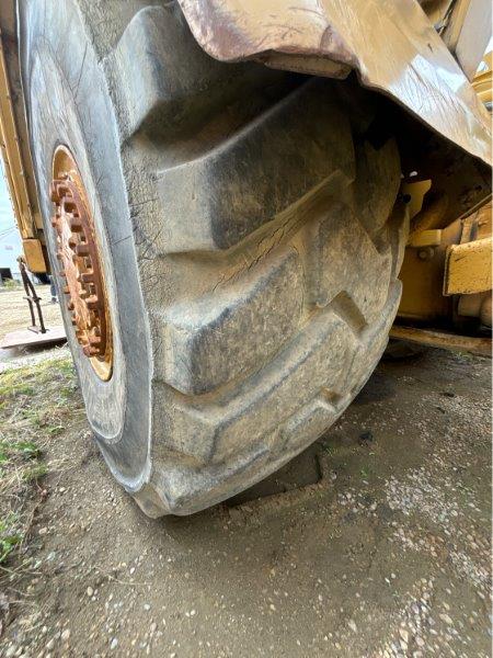  2000 CAT 621F at Conquest Equipment Alberta