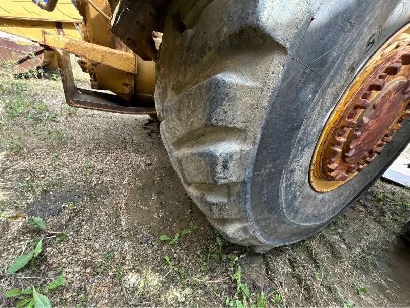 2000 CAT 621F at Conquest Equipment Alberta
