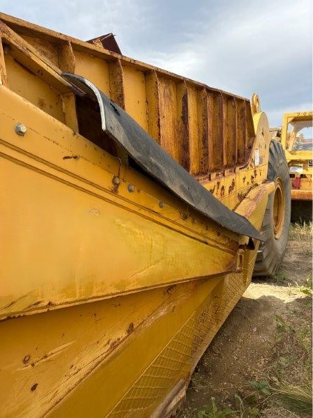  2000 CAT 621F at Conquest Equipment Alberta