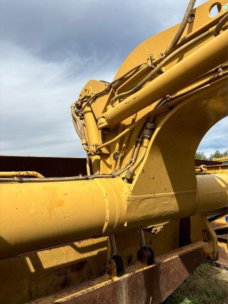  2000 CAT 621F at Conquest Equipment Alberta
