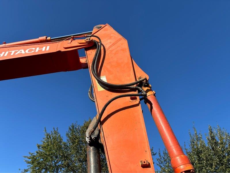  2006 HITACHI ZX270LC-3 at Conquest Equipment Alberta