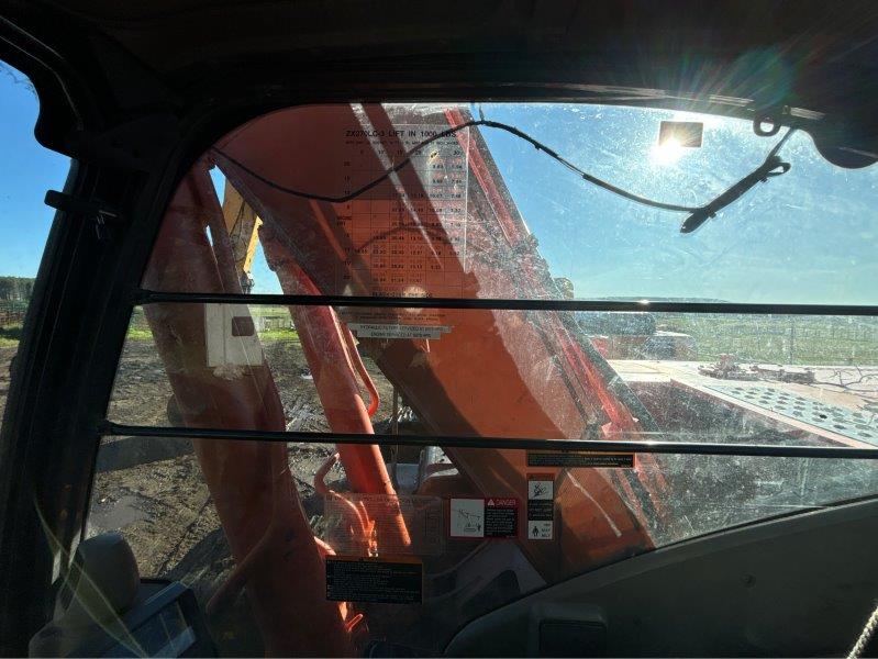  2006 HITACHI ZX270LC-3 at Conquest Equipment Alberta