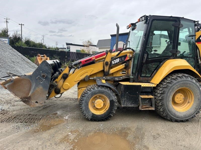  2015 CAT 430F2 at Conquest Equipment British Columbia