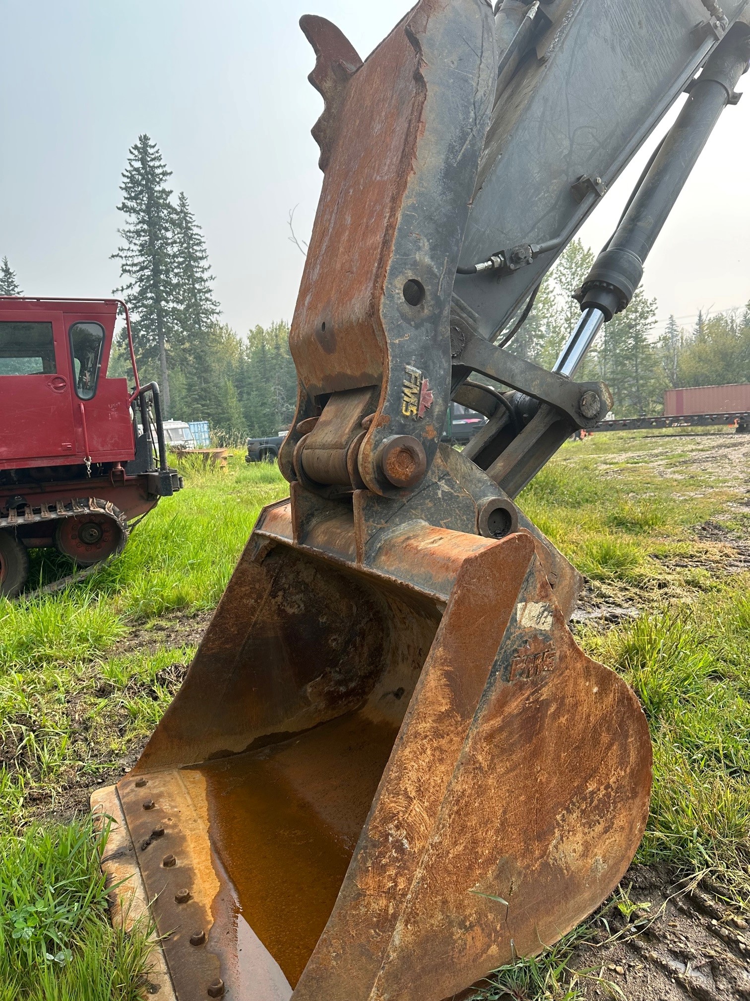  2012 DEERE 290G LC at Conquest Equipment Alberta