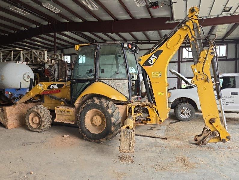  2007 CAT 420E at Conquest Equipment North Dakota
