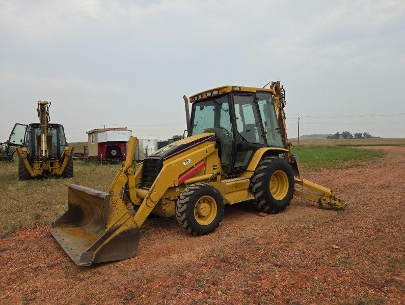  2005 CAT 420D at Conquest Equipment North Dakota