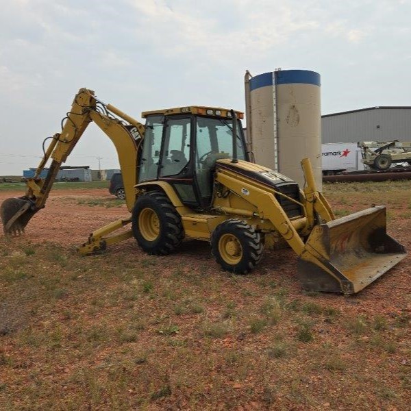  2005 CAT 420D at Conquest Equipment North Dakota