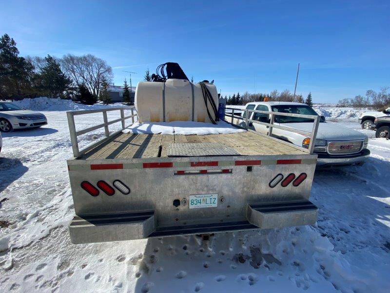  1992 Ford F800 at Conquest Equipment Saskatchewan