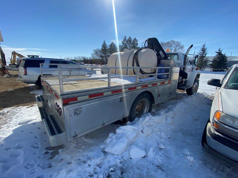  1992 Ford F800 at Conquest Equipment Saskatchewan