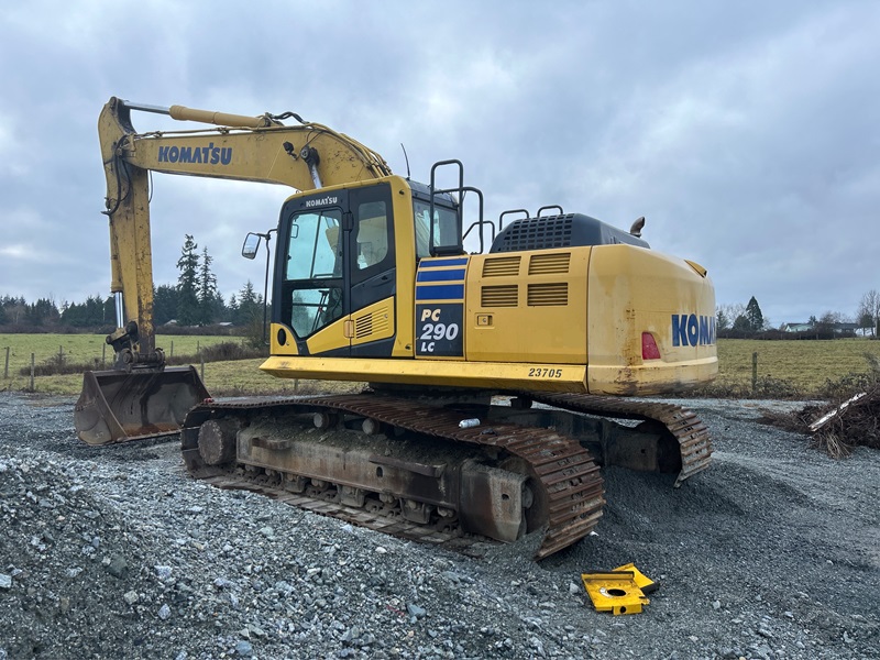 2015 KOMATSU PC290LC-10 at Conquest Equipment British Columbia