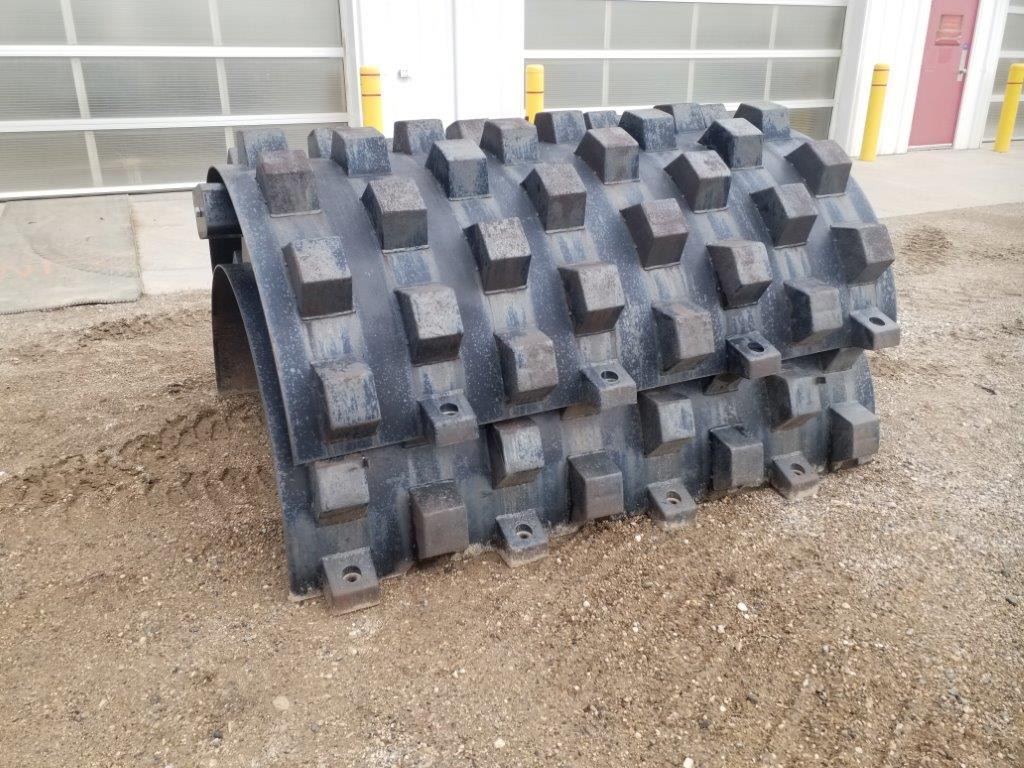   CASE 84" Padfoot at Conquest Equipment Estevan, SK
