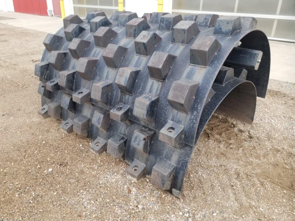   CASE 84" Padfoot at Conquest Equipment Estevan, SK