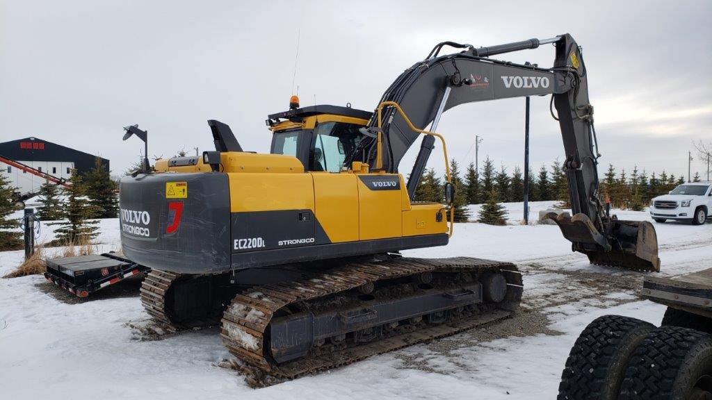  2014 VOLVO EC220DL at Conquest Equipment Alberta