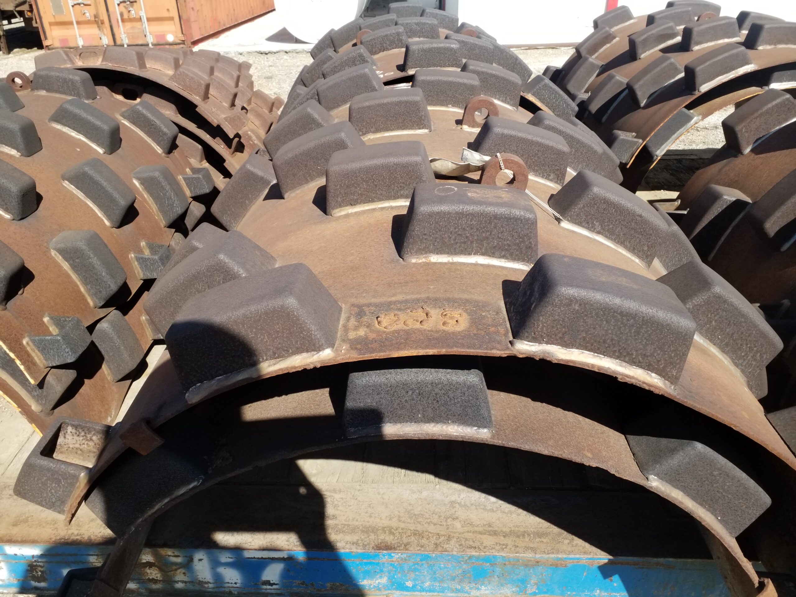   VOLVO 54" Padfoot at Conquest Equipment Estevan, SK
