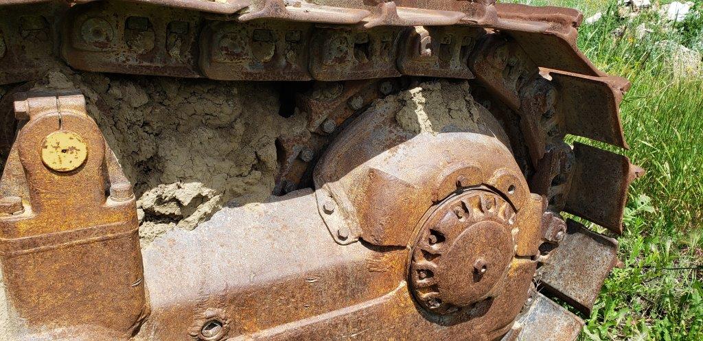  1967 CAT D8H at Conquest Equipment Manitoba