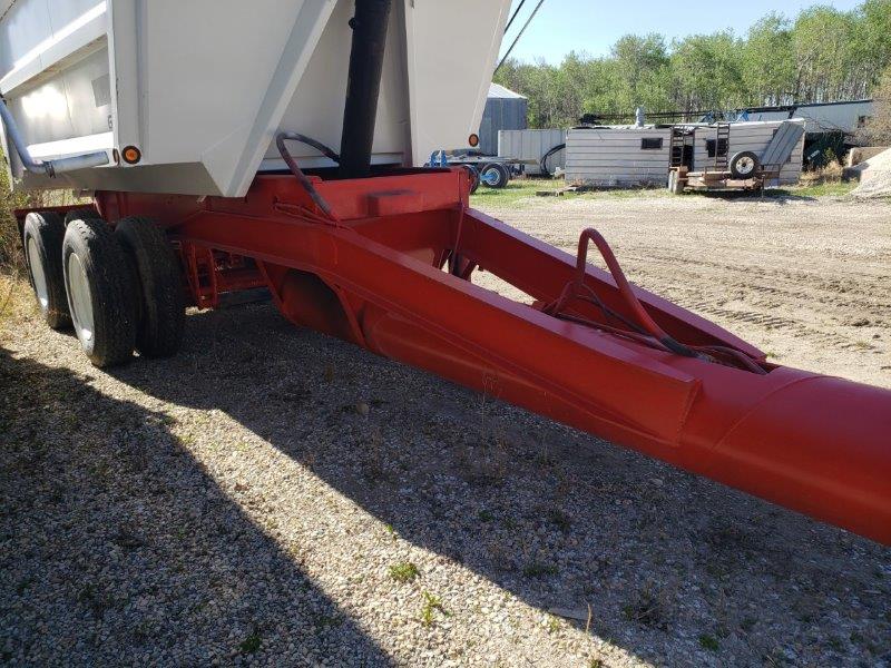  1997 Loadline Tandem End Dump at Conquest Equipment Manitoba