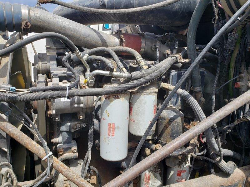 2005 Mack CX613 at Conquest Equipment Manitoba