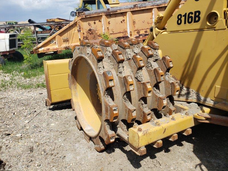  1985 CAT 816B at Conquest Equipment Manitoba