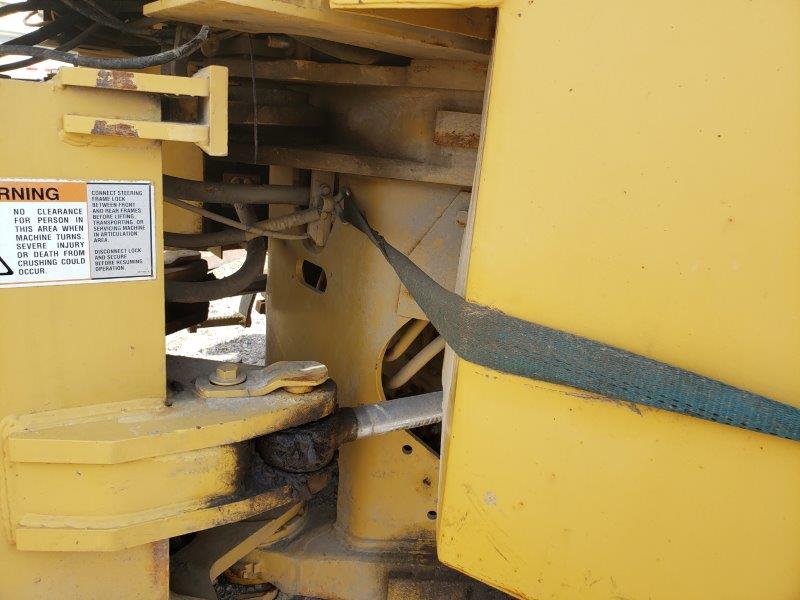  1985 CAT 816B at Conquest Equipment Manitoba