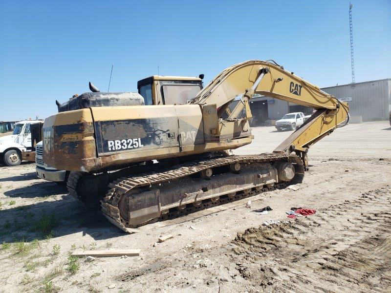  1994 CAT 325 L at Conquest Equipment Manitoba