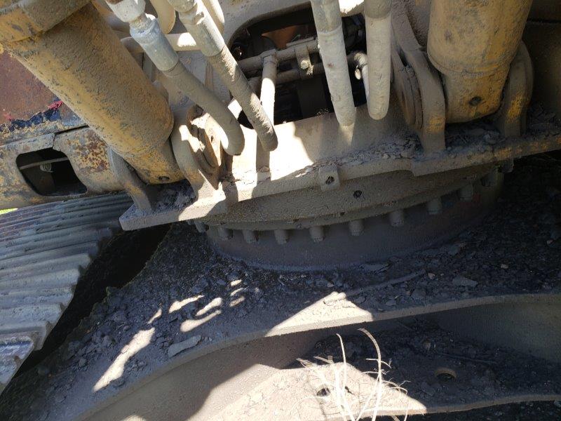  1994 CAT 320 L at Conquest Equipment Manitoba