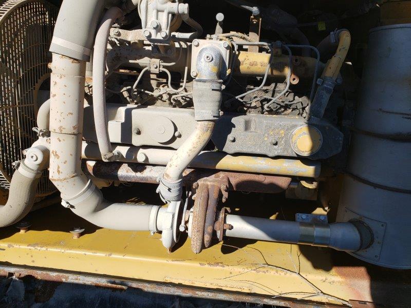  1994 CAT 320 L at Conquest Equipment Manitoba