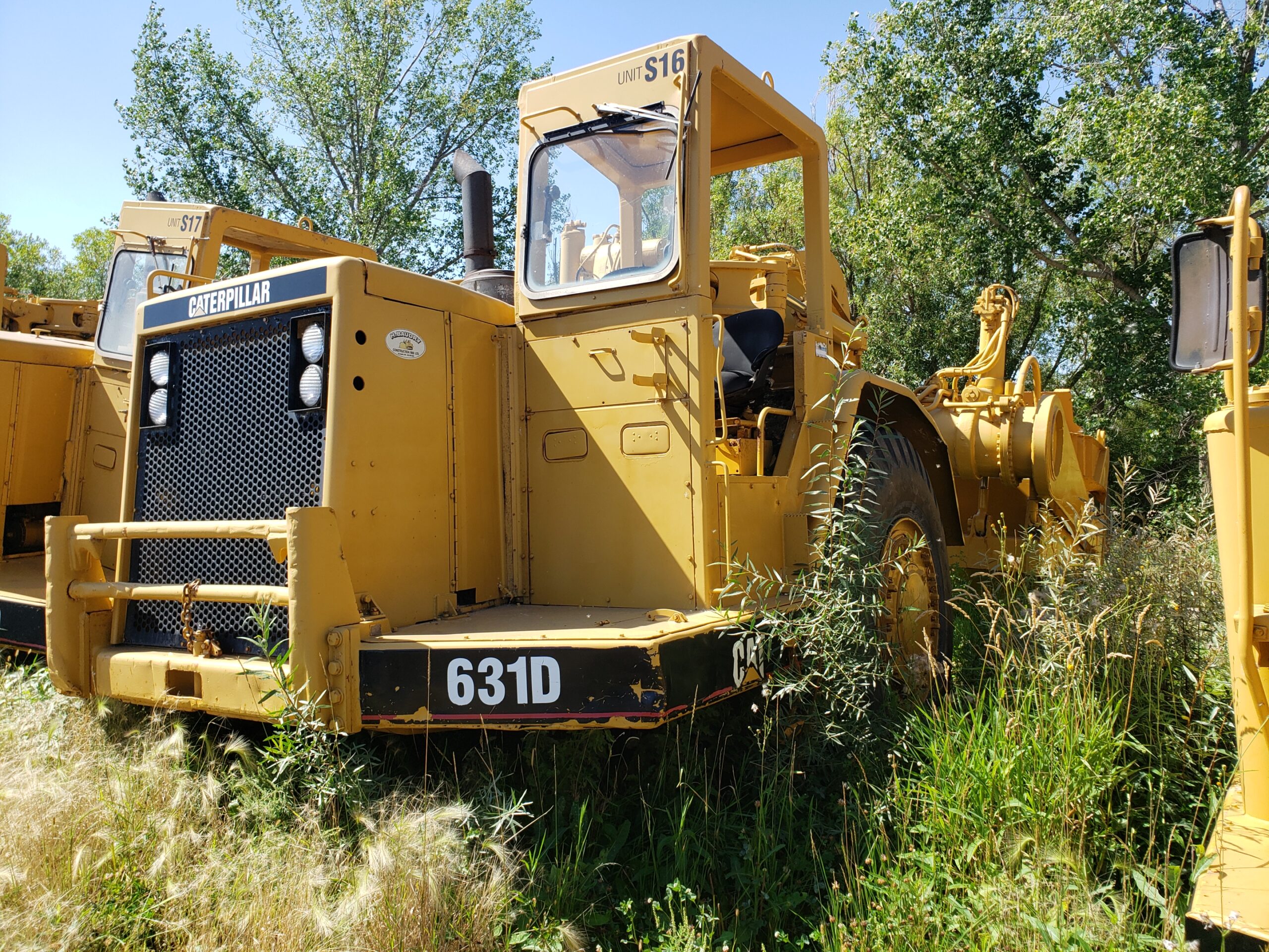  1979 CAT 631D at Conquest Equipment Manitoba