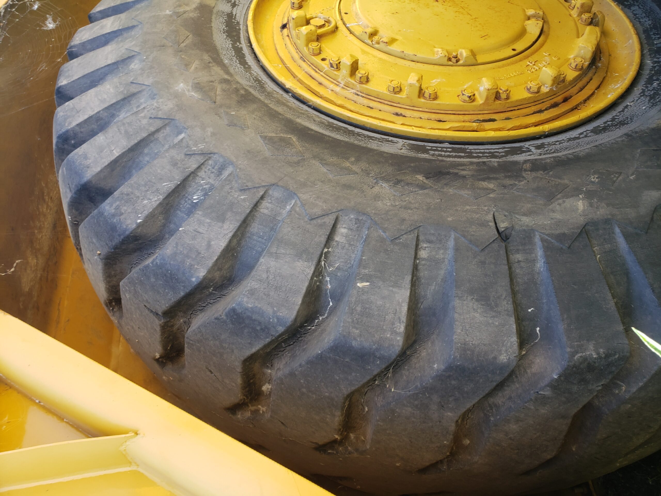  1979 CAT 631D at Conquest Equipment Manitoba