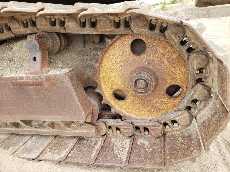  1988 CAT 245 at Conquest Equipment North Dakota
