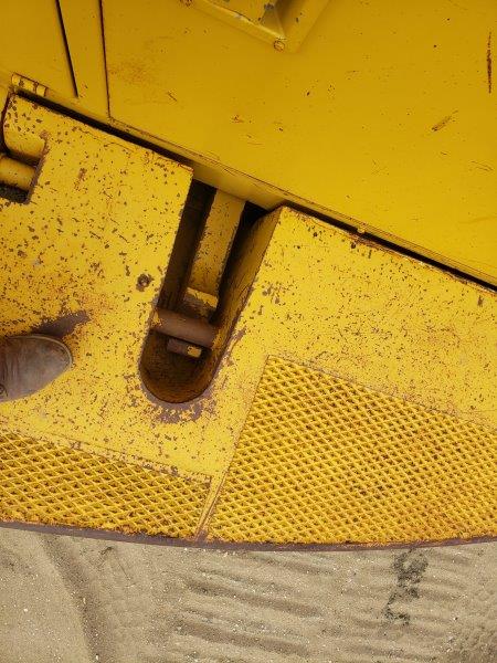  1988 CAT 245 at Conquest Equipment North Dakota
