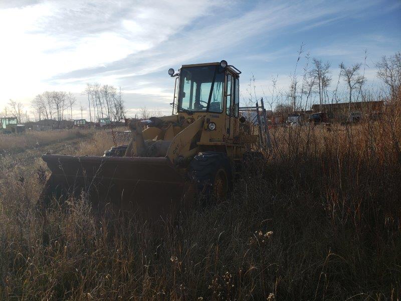  1987 CAT 916 at Conquest Equipment Manitoba